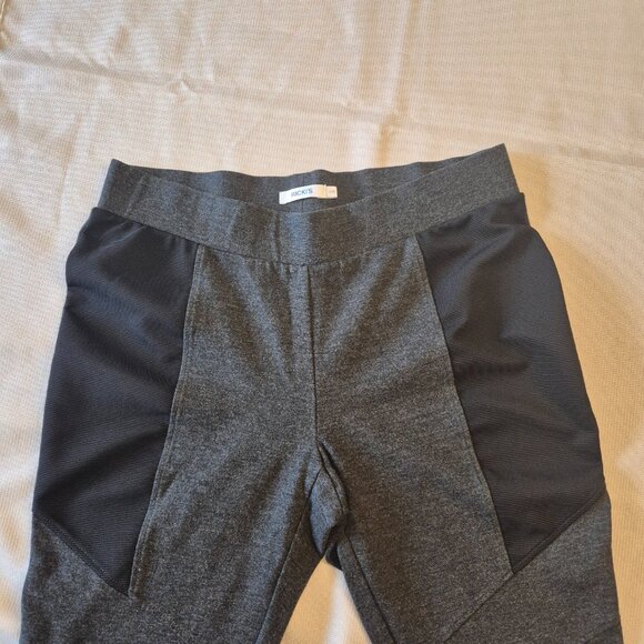 Moto Inspired Leggings - Picture 2 of 7